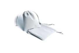 The advantages and disadvantages of white jewelry pouch. 