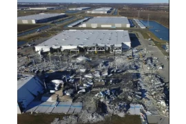 Burst! More than 30 tornadoes hit 6 U.S. states and killed hundreds of people. Amazon warehouses collapsed in large areas!