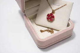 Role of eco-friendly materials in jewelry packaging