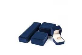 Wholesale Luxury Velvet Jewelry Box New Ring Box Customized Earrings Logo Box Gift Packaging