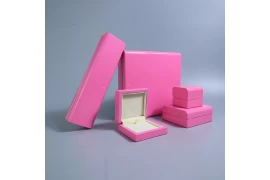 New recommendation High-end  luxurious Wooden Box pink color