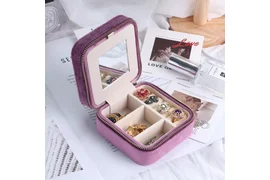 Cách đóng gói đồ trang sức khi đi du lịch