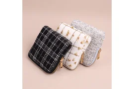 Nói lời tạm biệt với mớ trang sức du lịch: Túi nhiều ngăn có khóa kéo mới