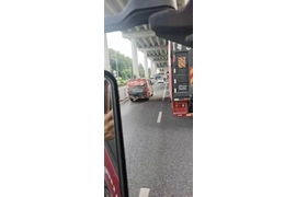 Ina-update ng ahente ng Sunny Worldwide Logistics Canadian ang pinakabagong sitwasyon sa terminal