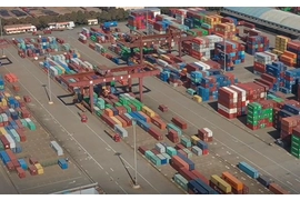 Mga barkong lalagyan: Nag-stabilize ang charter market, bumagal nang husto ang ship breaking market, at dumating ang isang bagong order ng methanol fuel.