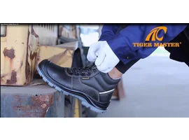 China Tiger Master CE- und ASTM-zertifizierte 18-kV-Isolierungs-Sicherheitsschuhe für Elektriker Hersteller