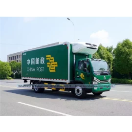China DFAC 6-10T freezer refrigerated cold room van meat delivery truck manufacturer