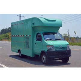 China Novo estilo Changan Brand 4x2 caminhão de alimentos móveis/caminhão de sorvete à venda fabricante