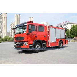 चीन Sinotruk Howo 4x2 6000liter फोम फायर ट्रक उत्पादक