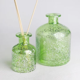 China transparent green electroplated laser fleck finished glass diffuser bottle 2 sizes manufacturer