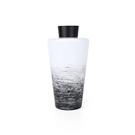 China Monochrome Gradient Glass Reed Diffuser Bottle with Black Cap manufacturer