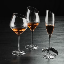 China Hand blown boca oblíqua Borgonha vinho vidro inclinado espumante copos de vinho a granel fabricante