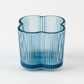 China Wholesale transparent blue glass candle vessel manufacturer