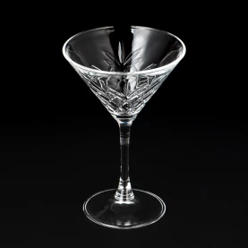 China Cocktail Glass Cup Martini Glass Crystal Wine Glasses Wholesale manufacturer