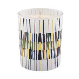 China Wholesale custom-made modern pattern glass candle jars for candles manufacturer