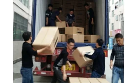 Foto van goederen die in december 2016 naar de VS zijn geëxporteerd | Ruixin-glas
