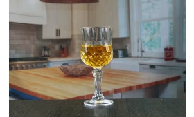 Acquista Champagne flauti in vetro Ruixin | Fabbricazione di oggetti di vetro professionale