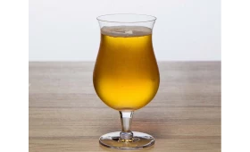 RuixinGlassでカスタマイズされたパーソナライズされたチューリップビールグラス