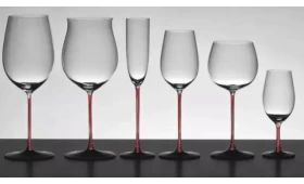 So wählen Sie ein praktisches Rotweinglas für zu Hause aus