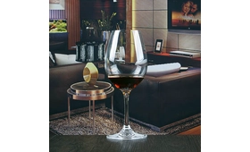 Why is there a discount bulk wine glass