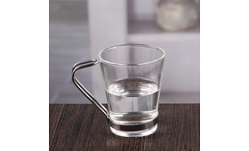So passen Sie Shot Gläser
