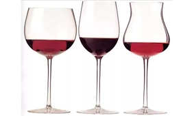 Waarom hebben glazen wijnglazen of bokaal glas stengels?