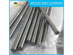 ประเทศจีน Tungtsen Carbide บดแท่งด้วยรูหล่อเย็นสองรูสองรู ผู้ผลิต
