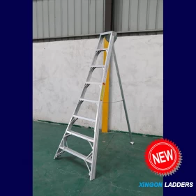 China XINGON LADDERS Aluminum garden ladder XG-136A manufacturer