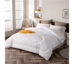 China Winter Soft Quilted Wool Duvet Bed Comforter China Antibacterial Anti-Mite Wool Comforter Factory manufacturer