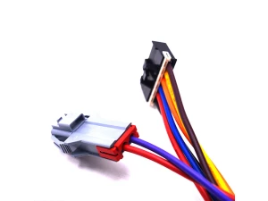 Chicote de fiação de veículo de energia nova personalizado 2-16 pinos Conectores de terminal de cabo de bateria de carro Chicote de fio de carro