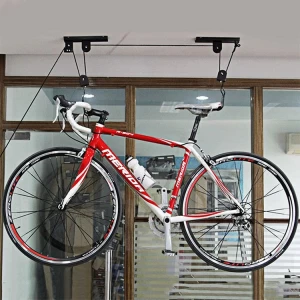 Montaje en techo con recubrimiento de polvo negro, elevador de bicicleta, gancho de pared, elevador, estante colgante para bicicleta, práctico soporte para montaña