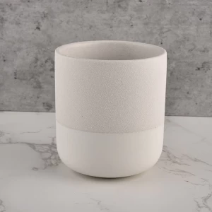 Herstellerspezifisches weißes leeres Keramikkerzenglas