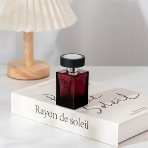 Wholesale red square luxury glass perfume bottles for alcohol