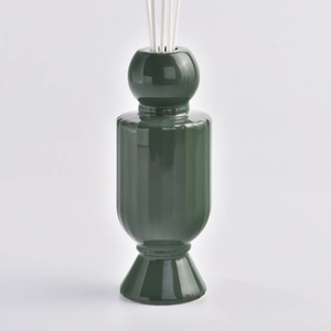 Custom na Ribbed Ceramic Aroma Diffuser Bottle na may Dekorasyon na Ball Top