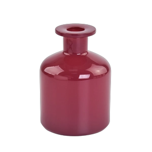 Kundenspezifische Aromaflaschen aus glänzendem rotem Glas für Großbestellungen