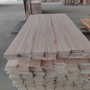 خشب الحور الأبيض ذو اللون الجميل لألواح صنع الأثاث من الدرجة الأولى