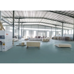 DISTRIBUCIÓN de madera de paulownia