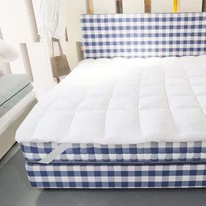 Keep Warm Antibacterial Skin-Friendly Quilted Full Size China Mattress Pads Topper Distributor