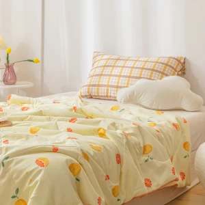 Compañía de edredón de ropa de cama de 76 x 80 pulgadas de color blanco suave como la seda de alta calidad.