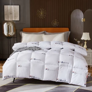 Standard Hotels All Season Comforter Manufacturer Soft Quilted Down Alternative Duvet Insert Supplier