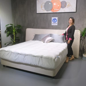 Premium Hypoallergenic White Waterproof ประเทศจีน ที่นอนครอบคลุมผู้ผลิตเครื่องนอน