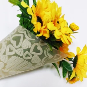 짠것이 아닌 직물 선물 꽃 포장 재료 새로운 본 중국 비 길쌈된 꽃 소매 관례