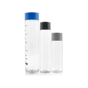 Plastikwasserflasche im Voss-Stil