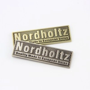 사용자 지정 금속 이름 태그