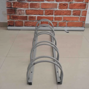 Expositor de bicicleta montado no piso de metal para mobiliário externo para 4 bicicletas