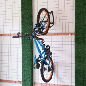 Fabricante de bicicletários montados na parede