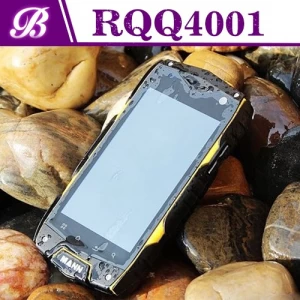 4-calowy czterordzeniowy MSM8212 800 * 480 1G 4G przedni aparat 300 000 pikseli tylny aparat 5 milionów pikseli z 3G GPS WIFI Bluetooth 3G Android wytrzymały telefon komórkowy RQQ4001