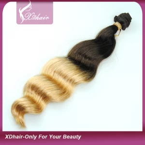 An tSín 2015 Wholesale Hair Extensions Virgin Peruvian Hair Bundles Ombre Color Human Hair Weft déantóir