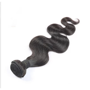 Cina Double Machine Weft 100% brazilian body wave 8A grade 8-30 inch natural color human hair weft 100g per piece wholesale produttore