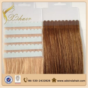 中国 Straight brazilian remy hair tape in hair extentions cheap human hair extension for wholesale メーカー